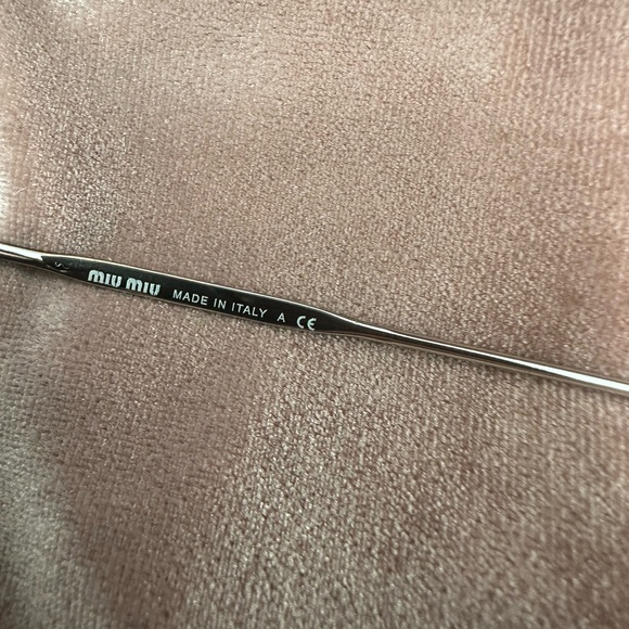 MIU MIU sunglasses - Picture 3 of 4